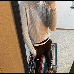 American Eagle Sweater